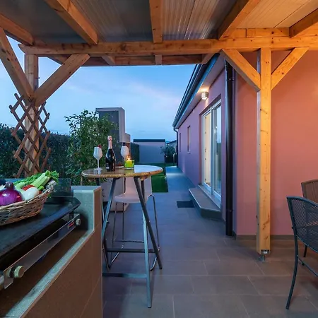 Elorea Semesterbostad Nova Vas (Brtonigla)