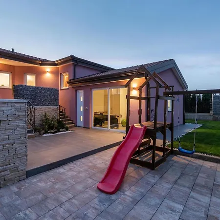 Elorea * Nova Vas (Brtonigla)