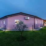 Dom wakacyjny Elorea Nova Vas (Brtonigla)