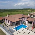 Elorea Ferienhaus Nova Vas (Brtonigla)